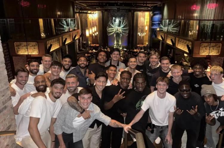 西亚仍需按 西亚仍需按