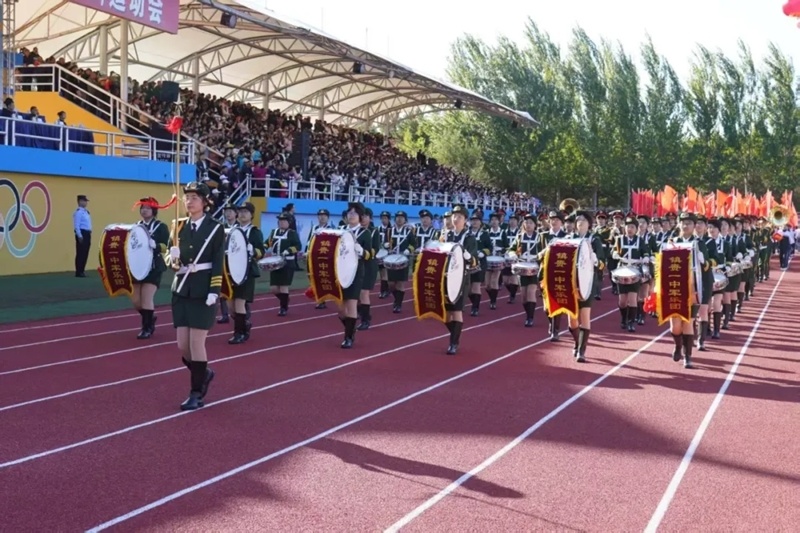 数千名观众, img, aD 数千名观众, img, aD